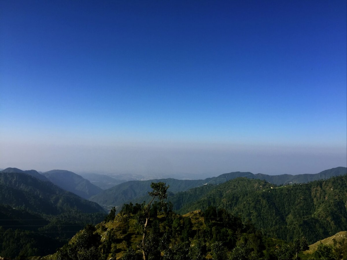 Sundays Forever - Hill Top Cottage, Mussoorie space 8