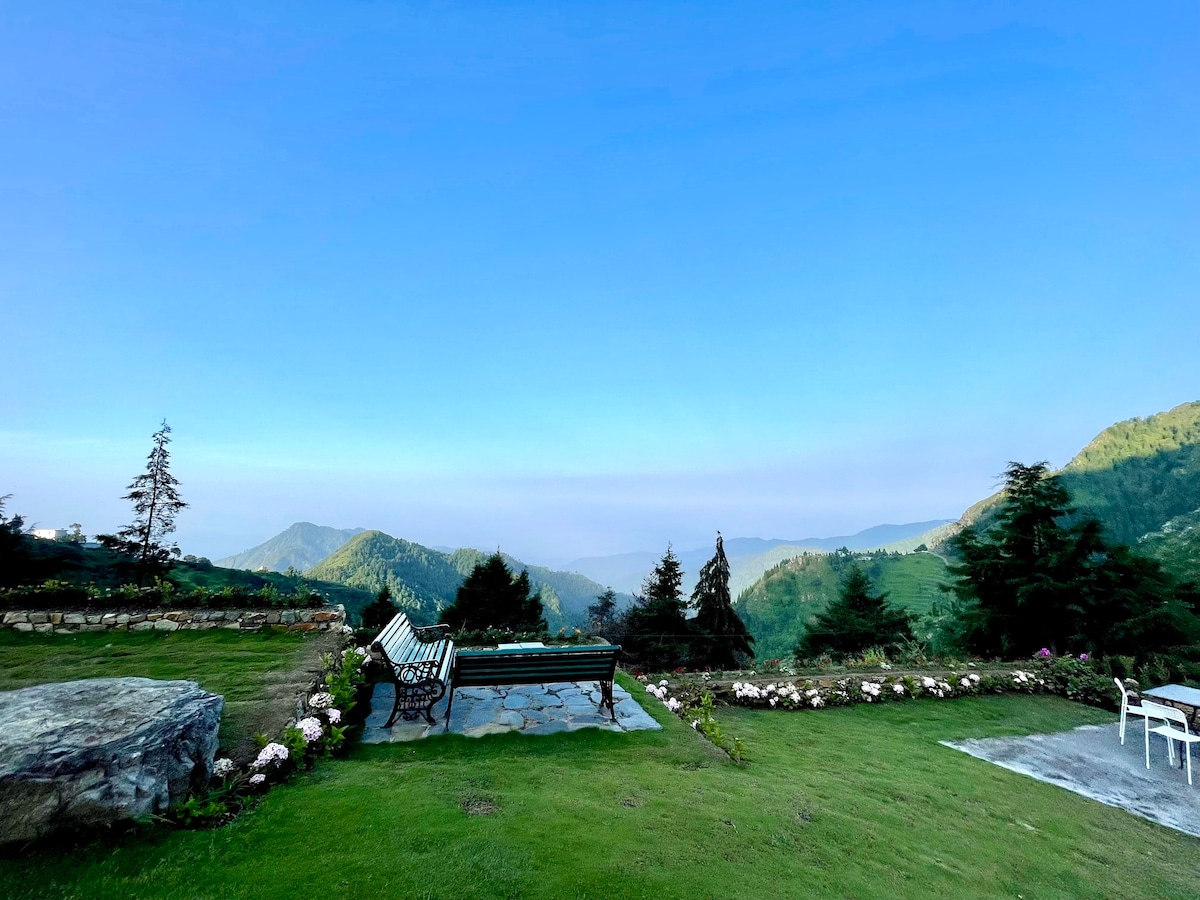 5 Bedroom Manor Cottage, Stunning Mountain Views