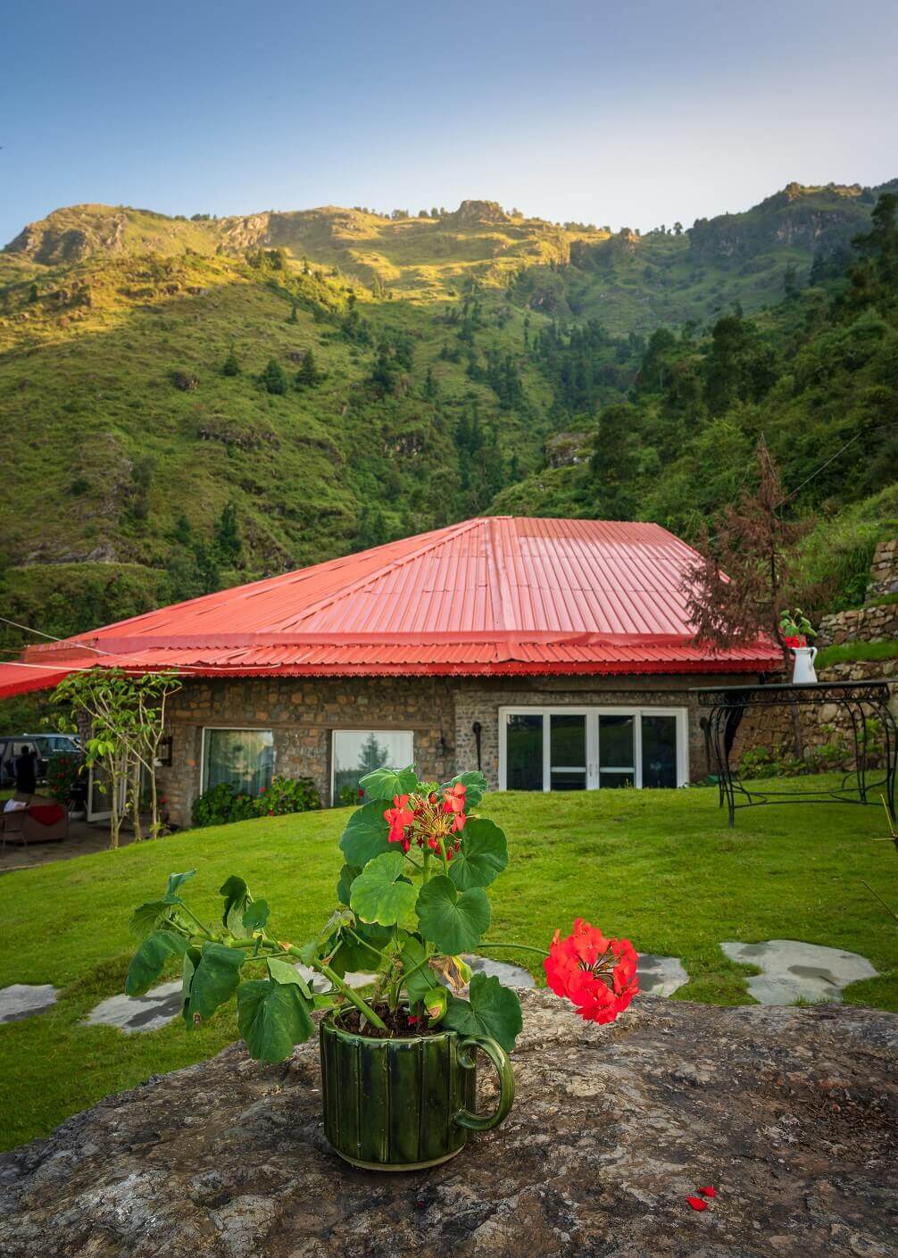 Book your Homestay in Mussoorie at Sunday Forever Stays